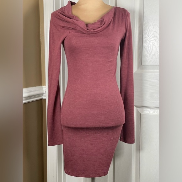 Wilfred Free Aritzia Dress Small Mauve Cowl Neck Stretch Sweater Knit - Picture 4 of 8